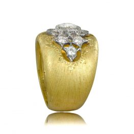 Side View of Buccellati Ring