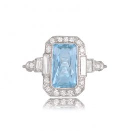 Dewsbury Aquamarine Ring Top View