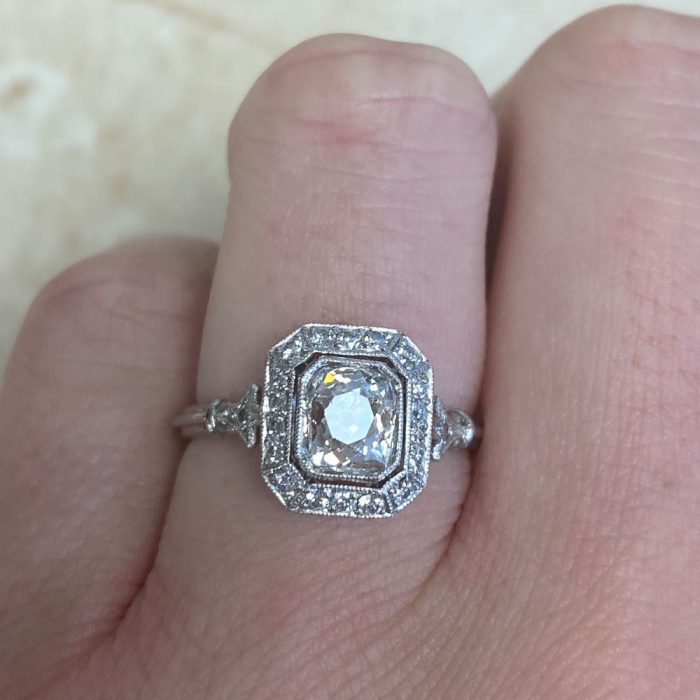 Cushion Cut Diamond Halo Engagement Ring - Tuena Ring