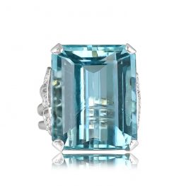 Approx 20ct Emerald Cut Aquamarine Ring - Islip Ring 13734 TV
