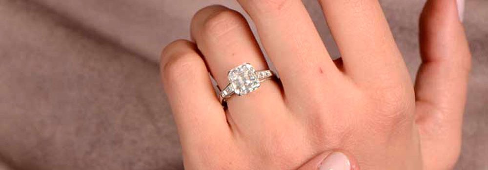 Engagement Rings for $100000 Olean Ring Finger Pictur